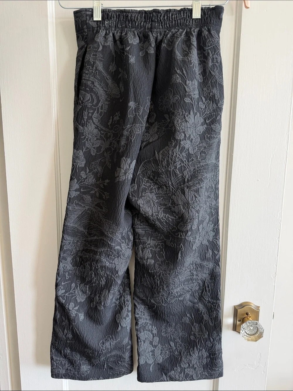 Nike Wide-Leg Floral Jacquard Pants in Charcoal Gray